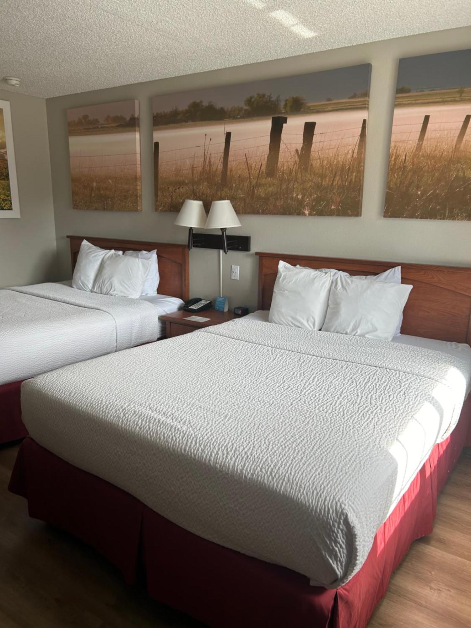 Days Inn By Wyndham Turlock Buitenkant foto