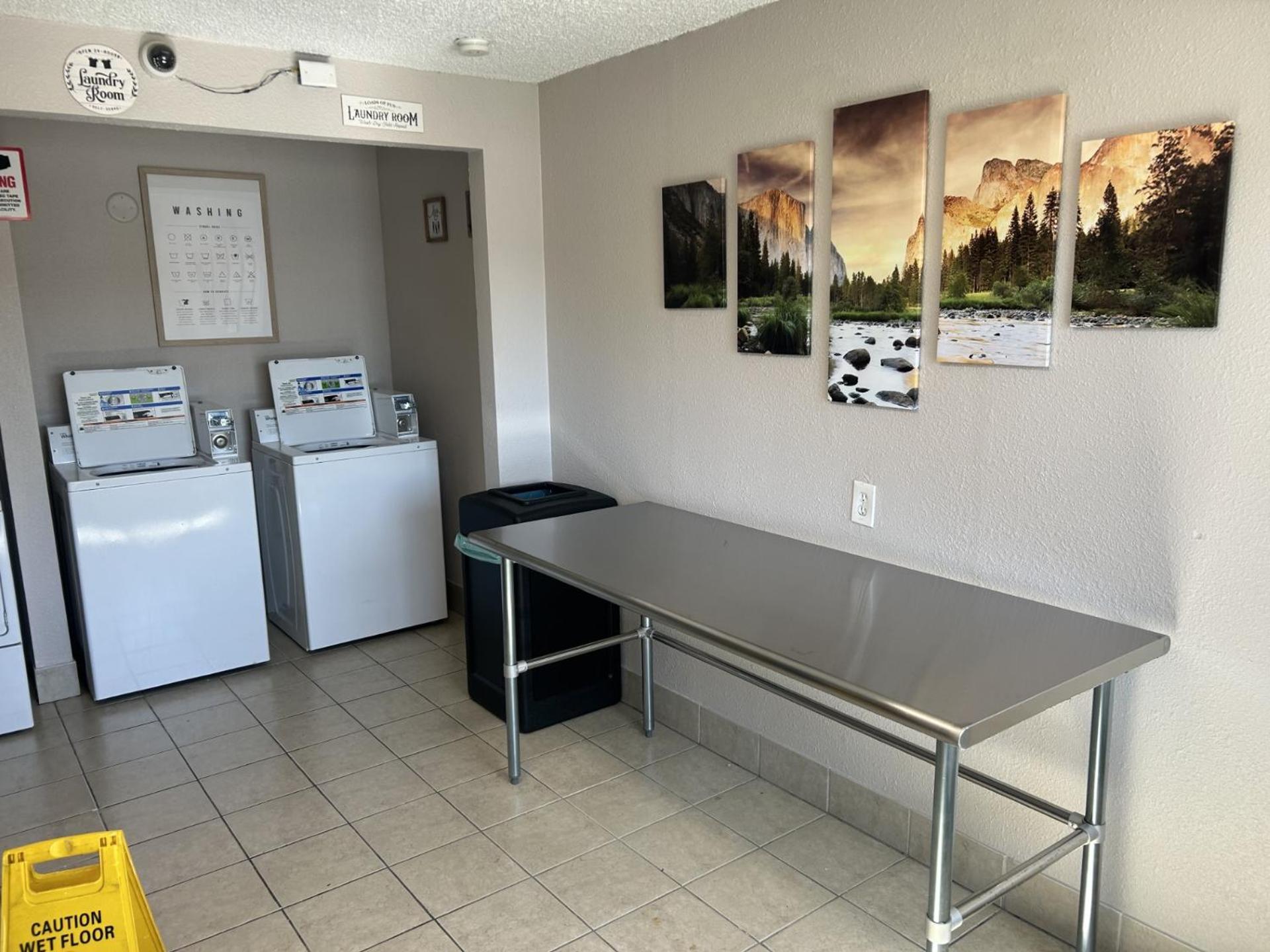 Days Inn By Wyndham Turlock Buitenkant foto