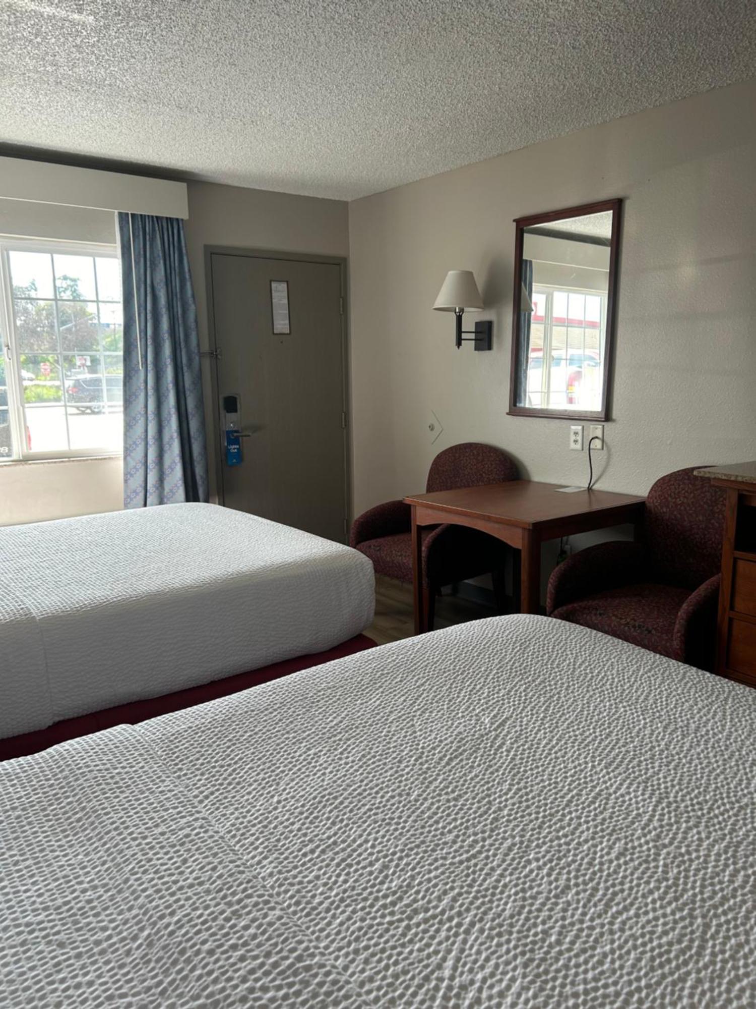 Days Inn By Wyndham Turlock Buitenkant foto