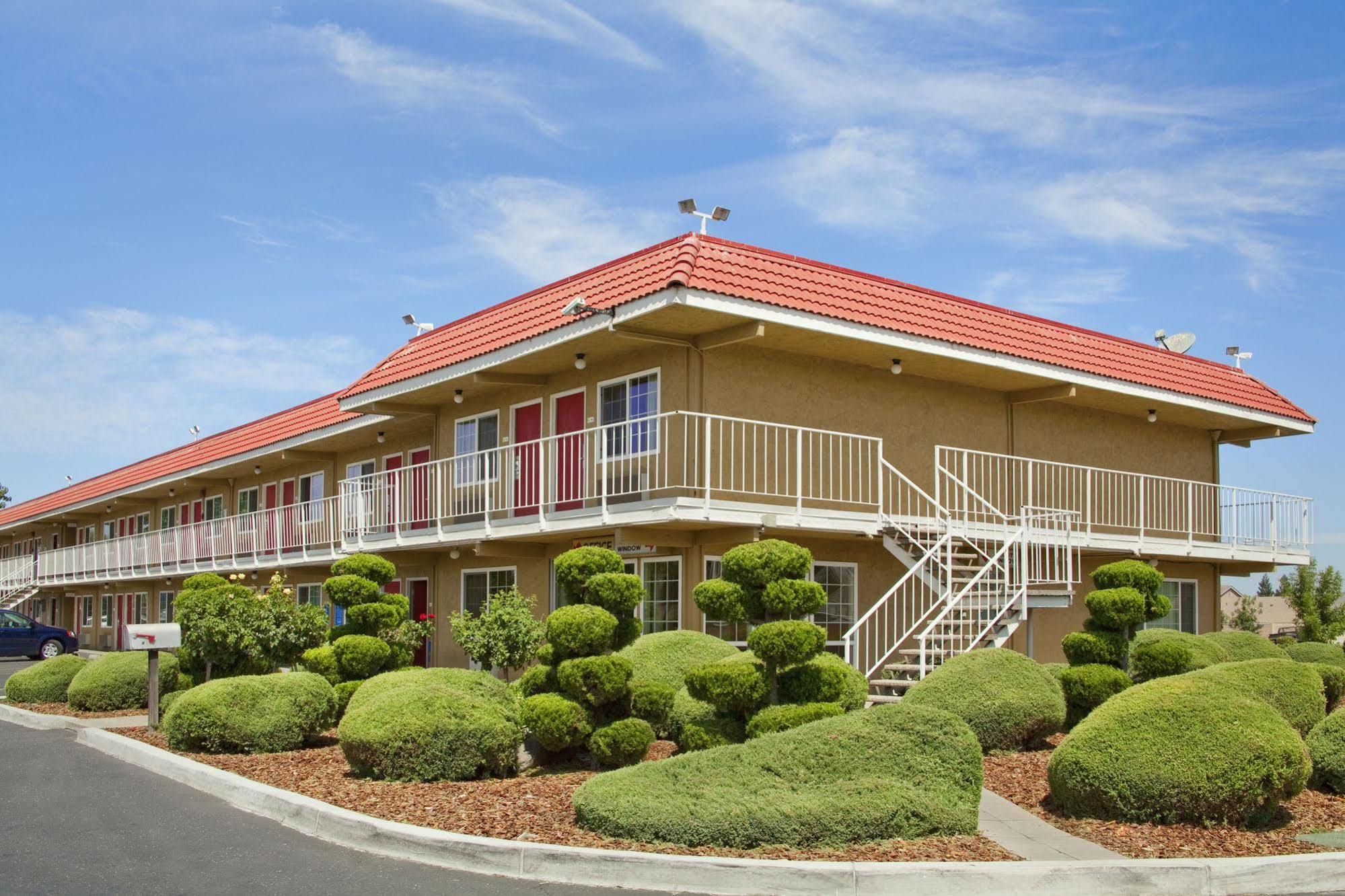Days Inn By Wyndham Turlock Buitenkant foto